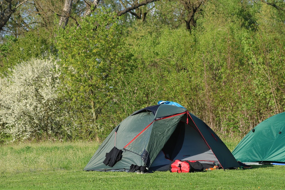 Rodinné stanování – 4 tipy, jak si to užít!